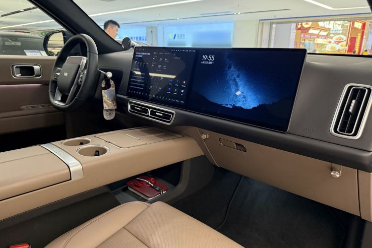 Used Li Auto L7 2025 Ultra Smart Refreshed Edition Interior 2