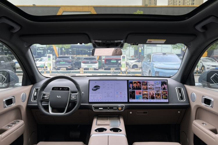 Used Li Auto L7 2025 Max Smart Refresh Edition Interior 3