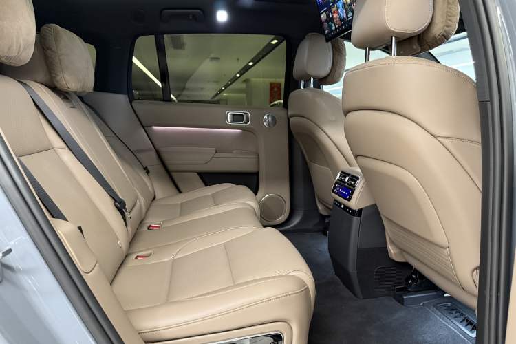 Used Li Auto L7 2025 Ultra Smart Refreshed Edition Interior 5