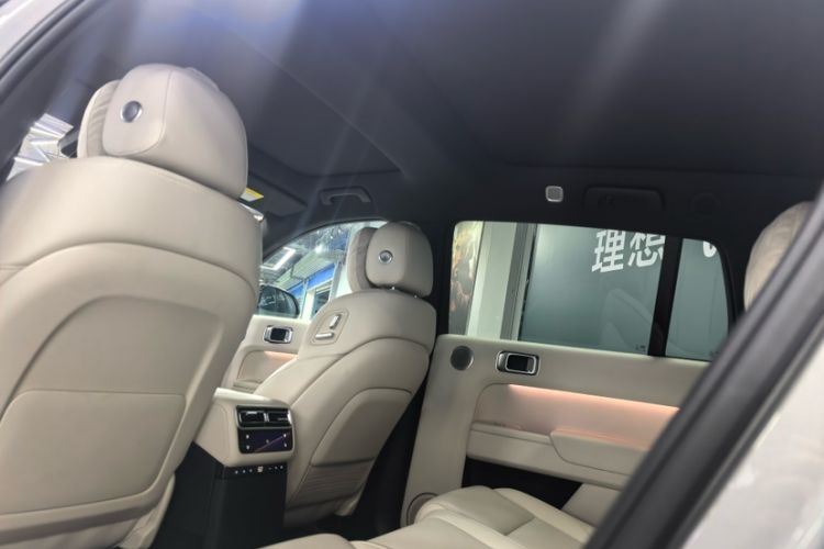 Used Li Auto L7 2025 Max Smart Refresh Edition Interior 6
