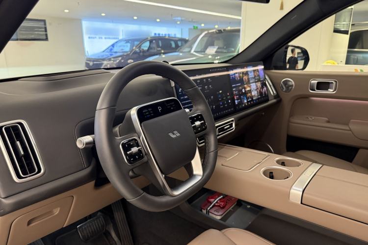 Used Li Auto L7 2025 Ultra Smart Refreshed Edition Interior 7