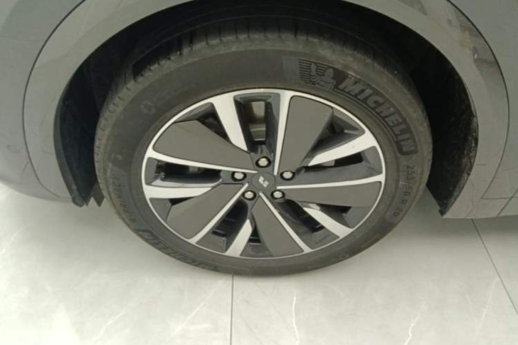 Used Li Auto L7 2025 Max Smart Refresh Edition Left Front Wheel Hub