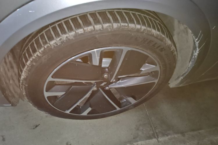 Used Li Auto L7 2025 Max Smart Refresh Edition Left Front Wheel Hub