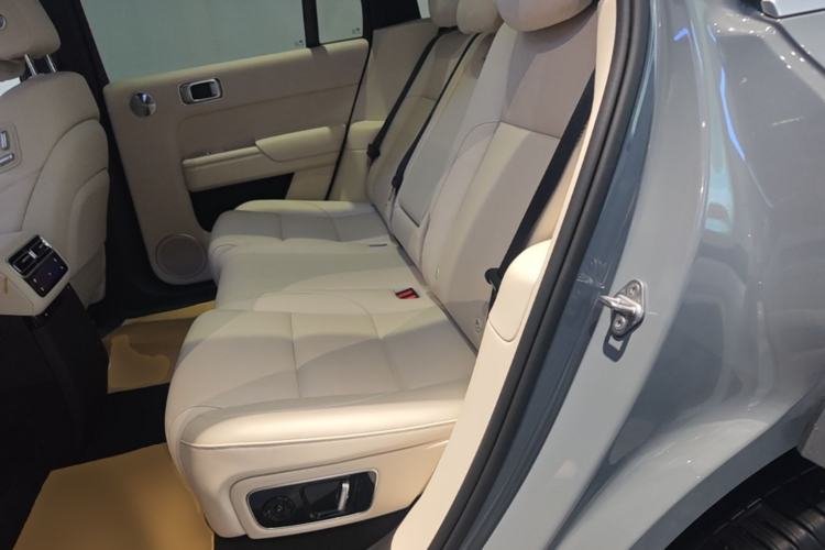 Used Li Auto L7 2025 Ultra Smart Refreshed Edition Left Rear Seat