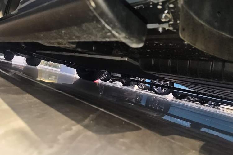 Used Li Auto L7 2025 Ultra Smart Refreshed Edition Left Side Sill