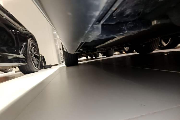 Used Li Auto L7 2025 Ultra Smart Refreshed Edition Left Side Sill