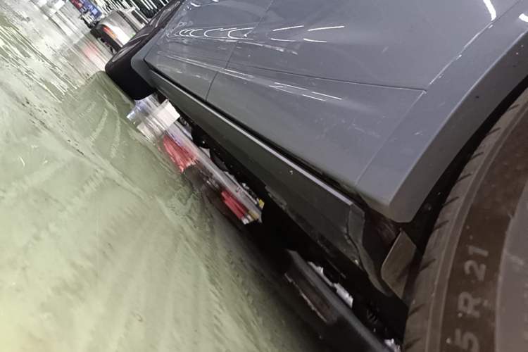 Used Li Auto L7 2025 Ultra Smart Refreshed Edition Left Side Sill