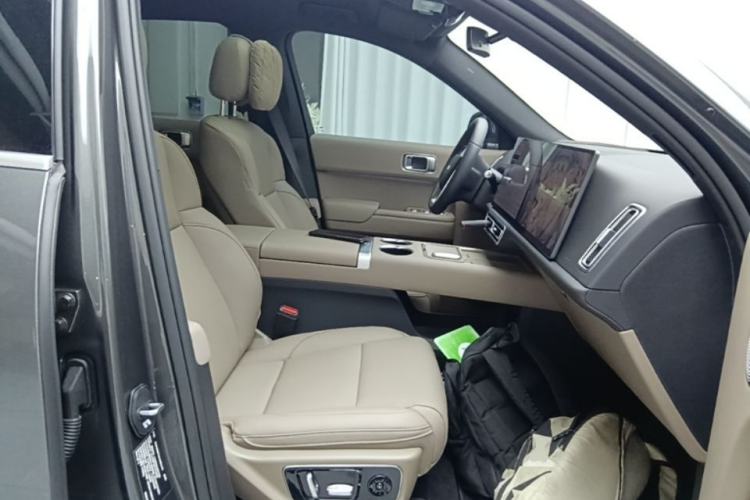 Used Li Auto L7 2025 Max Smart Refresh Edition Right Front Seat