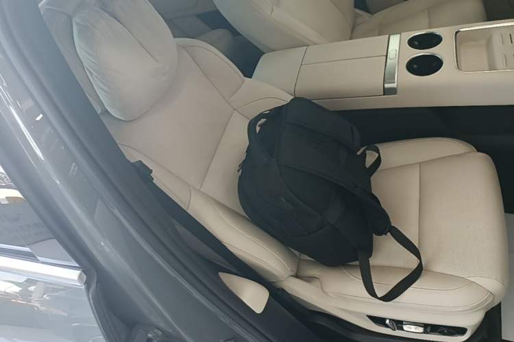 Used Li Auto L7 2025 Ultra Smart Refreshed Edition Right Front Seat