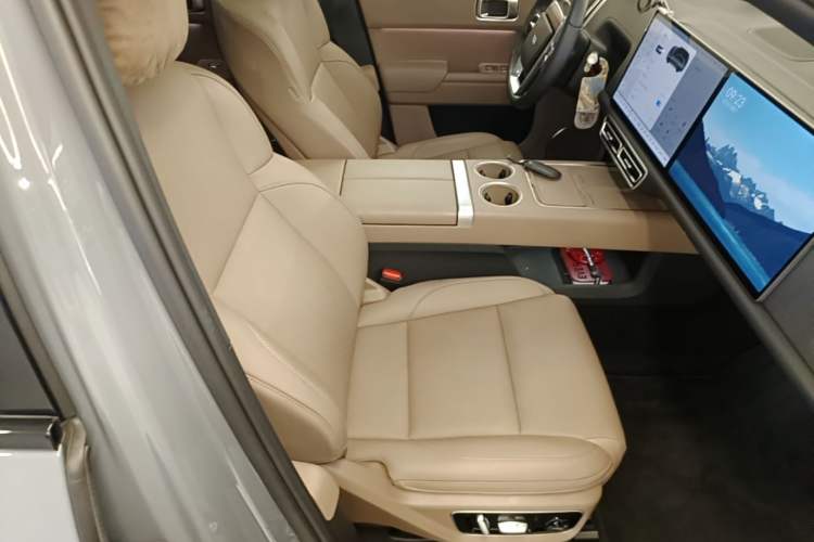 Used Li Auto L7 2025 Ultra Smart Refreshed Edition Right Front Seat