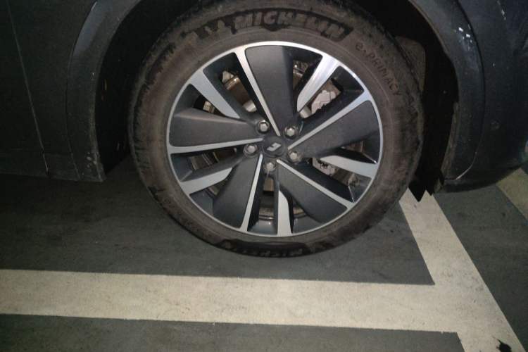 Used Li Auto L7 2025 Max Smart Refresh Edition Right Front Wheel Hub