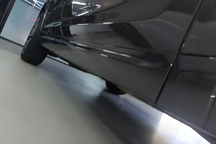 Used Li Auto L7 2025 Ultra Smart Refreshed Edition Right Side Sill