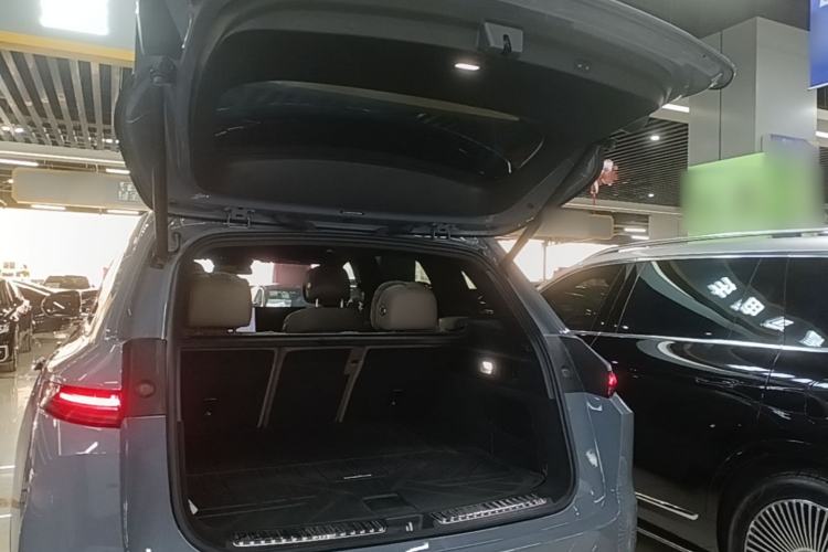 Used Li Auto L7 2025 Max Smart Refresh Edition Trunk