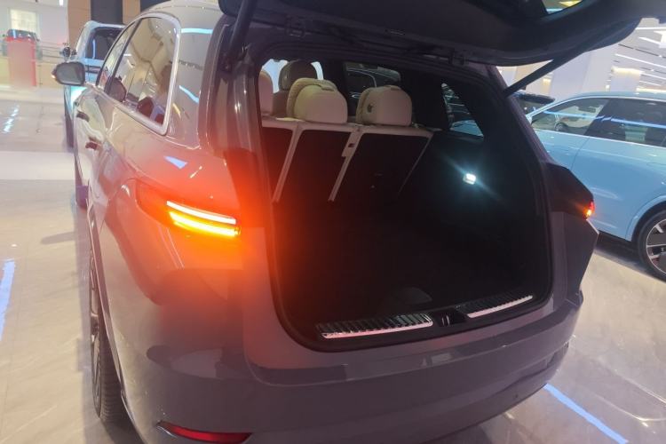 Used Li Auto L7 2025 Ultra Smart Refreshed Edition Trunk