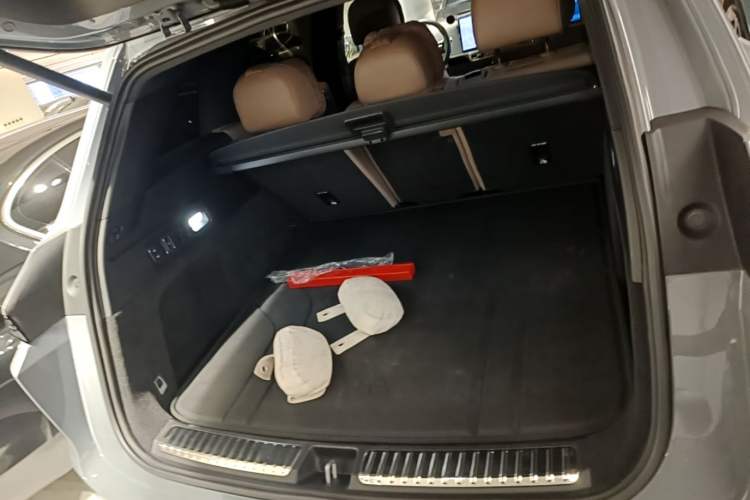 Used Li Auto L7 2025 Ultra Smart Refreshed Edition Trunk