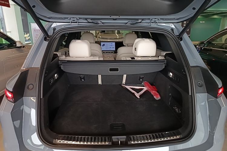 Used Li Auto L7 2025 Ultra Smart Refreshed Edition Trunk