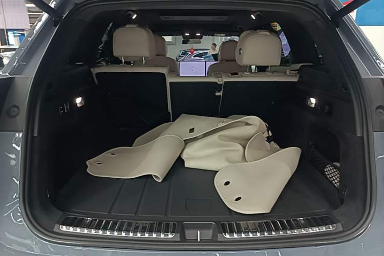 Used Li Auto L7 2025 Ultra Smart Refreshed Edition Trunk