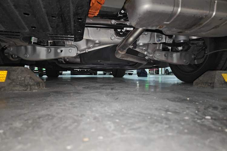 Used Li Auto L7 2025 Max Smart Refresh Edition Chassis Rear