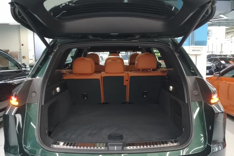 Used Li Auto L7 2025 Max Smart Refresh Edition Trunk