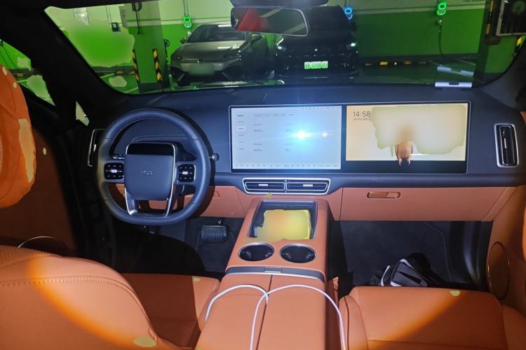Used Li Auto L7 2025 Max Smart Refresh Edition Center Console