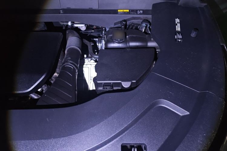 Used Li Auto L7 2025 Max Smart Refresh Edition Engine Bay Left