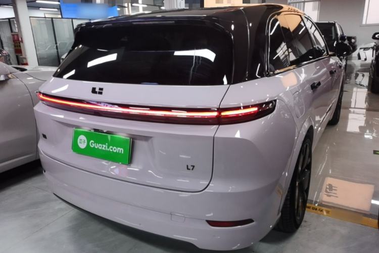 Used Li Auto L7 2025 Max Smart Refresh Edition Rear Right 45 Deg