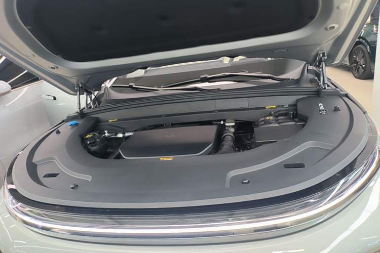 Used Li Auto L7 2025 Max Smart Refresh Edition Engine Bay