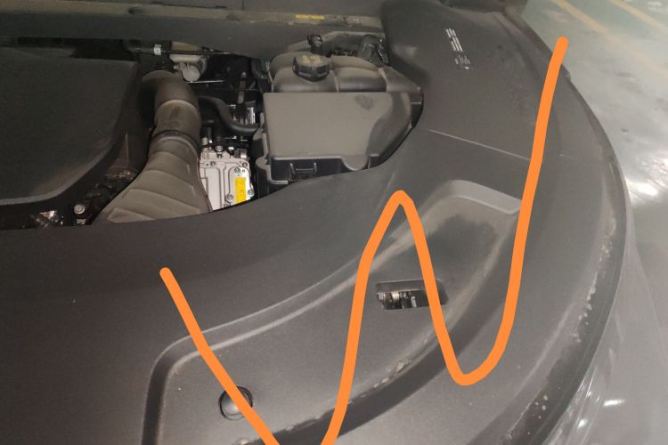Used Li Auto L7 2025 Max Smart Refresh Edition Engine Bay Left