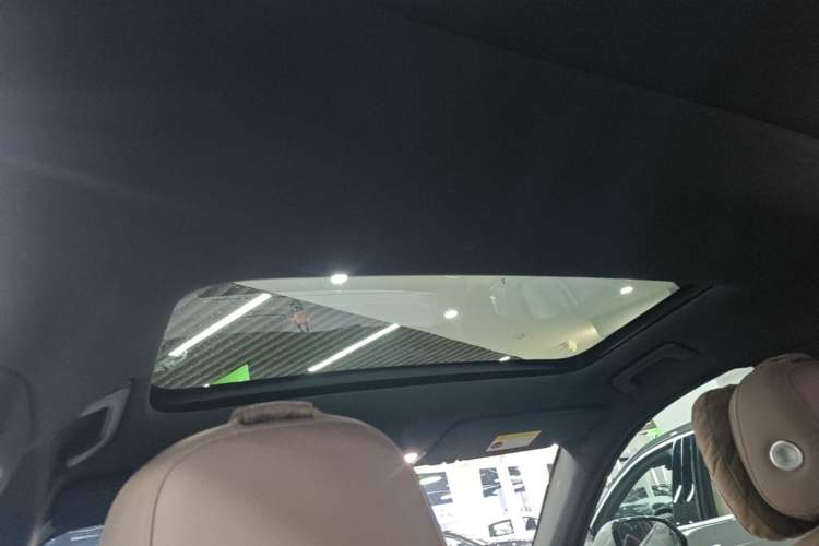 Used Li Auto L7 2025 Max Smart Refresh Edition Headliner