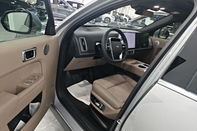 Used Li Auto L7 2025 Max Smart Refresh Edition Left Front Seat