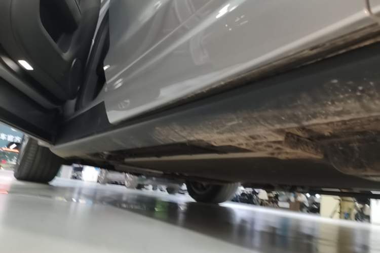 Used Li Auto L7 2025 Max Smart Refresh Edition Left Side Sill