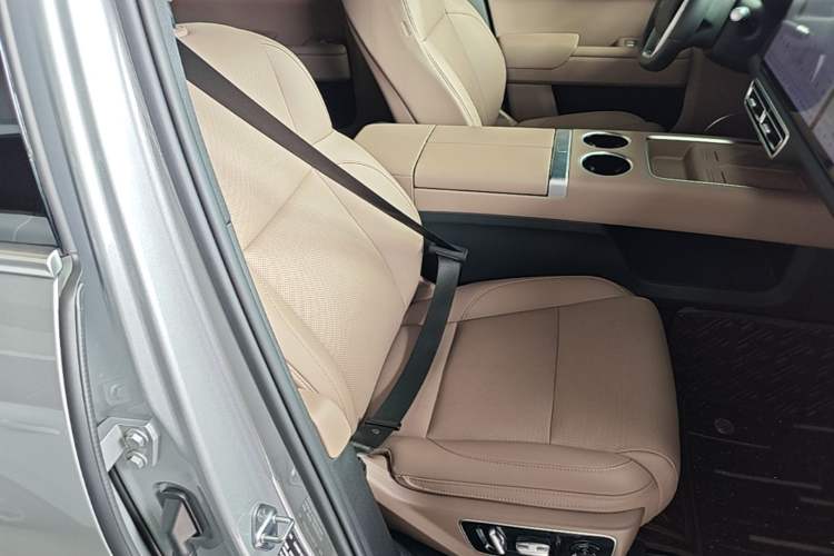 Used Li Auto L7 2025 Ultra Smart Refreshed Edition Right Front Seat