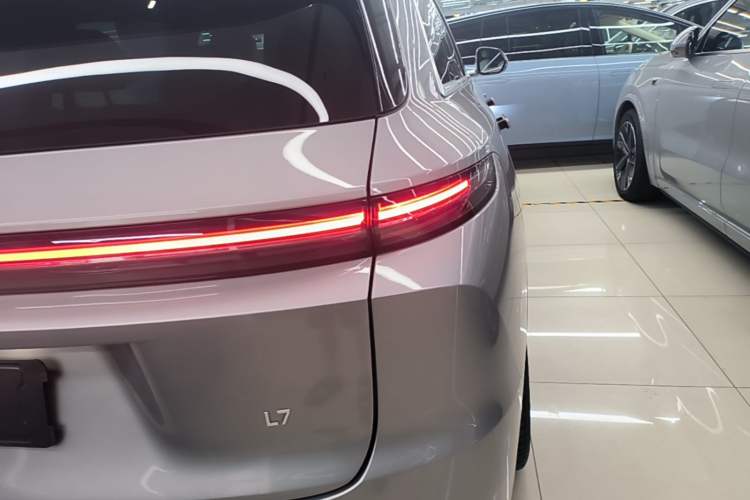 Used Li Auto L7 2025 Max Smart Refresh Edition Right Rear Taillight