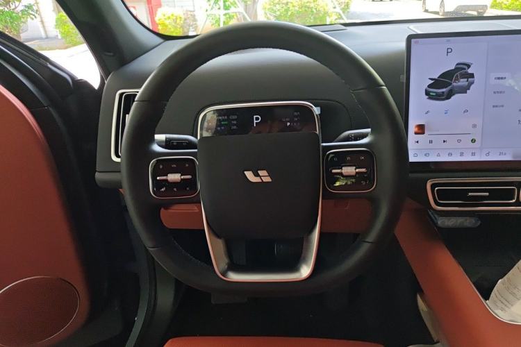 Used Li Auto L7 2025 Ultra Smart Refreshed Edition Steering Wheel