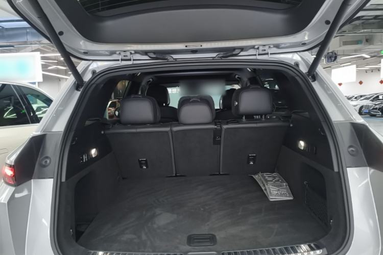 Used Li Auto L7 2025 Max Smart Refresh Edition Trunk