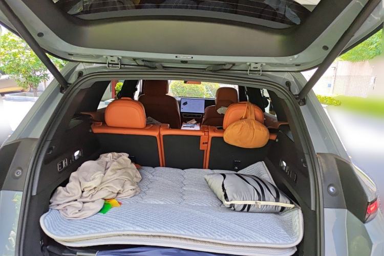Used Li Auto L7 2025 Ultra Smart Refreshed Edition Trunk