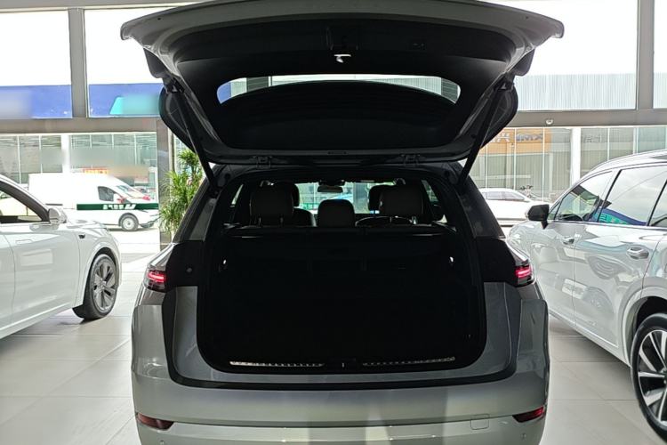 Used Li Auto L7 2025 Ultra Smart Refreshed Edition Trunk