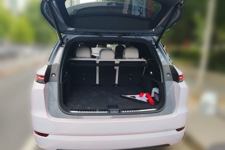 Used Li Auto L7 2025 Ultra Smart Refreshed Edition Trunk