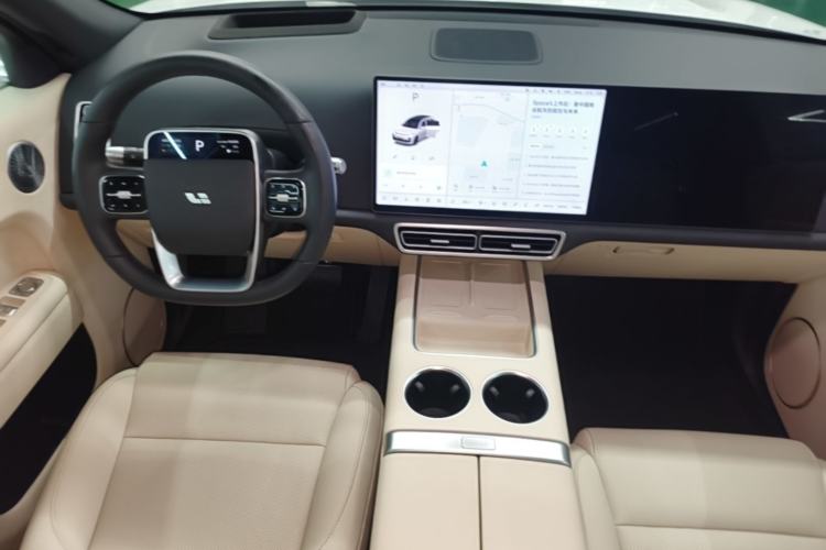 Used Li Auto L7 2025 Ultra Smart Refreshed Edition Center Console