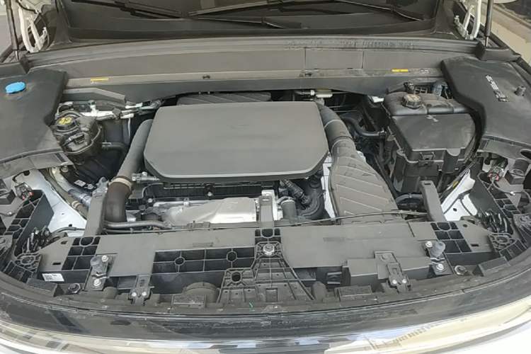 Used Li Auto L7 2025 Max Smart Refresh Edition Engine Bay