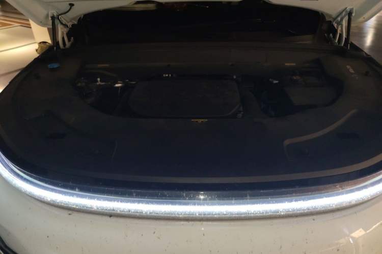 Used Li Auto L7 2025 Pro Smart Refresh Edition Engine Bay