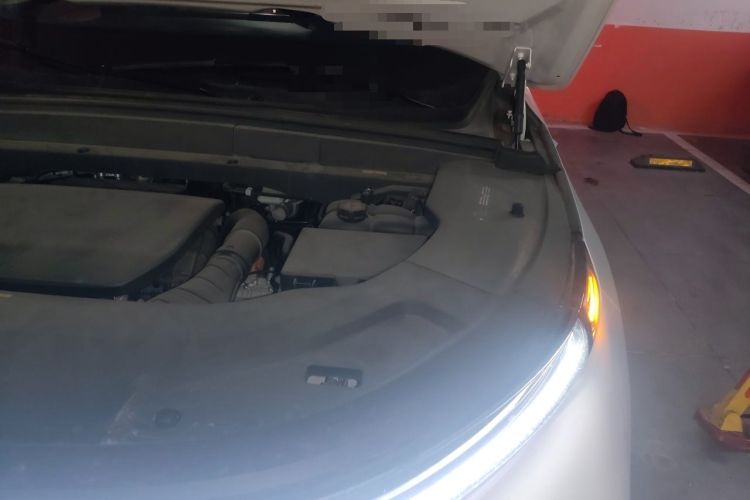Used Li Auto L7 2025 Max Smart Refresh Edition Engine Bay Left