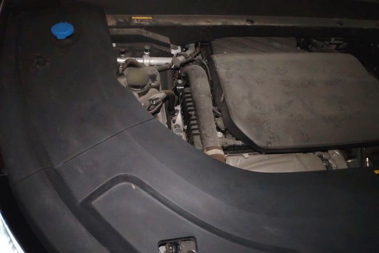 Used Li Auto L7 2025 Max Smart Refresh Edition Engine Bay Right