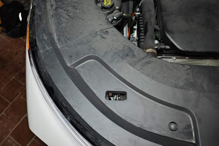 Used Li Auto L7 2025 Max Smart Refresh Edition Engine Bay Right