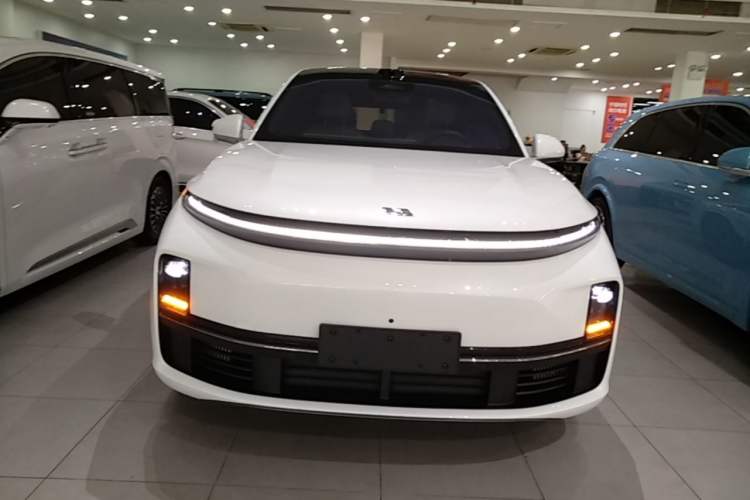 Used Li Auto L7 2025 Max Smart Refresh Edition Front