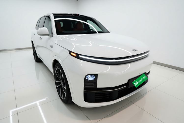 Used Li Auto L7 2025 Max Smart Refresh Edition Front Right 45 Deg