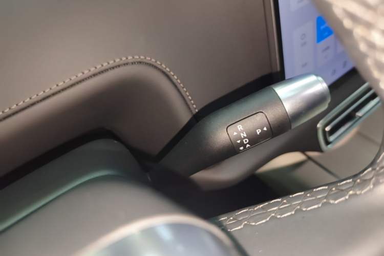 Used Li Auto L7 2025 Ultra Smart Refreshed Edition Gear Lever