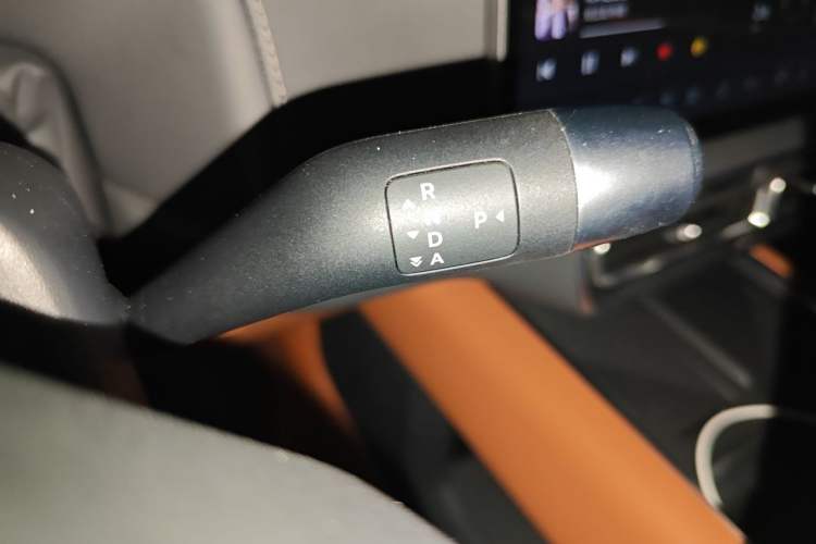 Used Li Auto L7 2025 Max Smart Refresh Edition Gear Lever