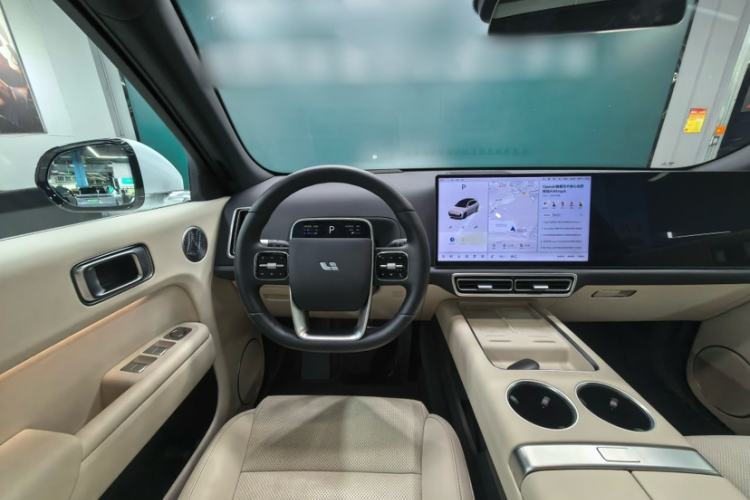 Used Li Auto L7 2025 Ultra Smart Refreshed Edition Interior 10