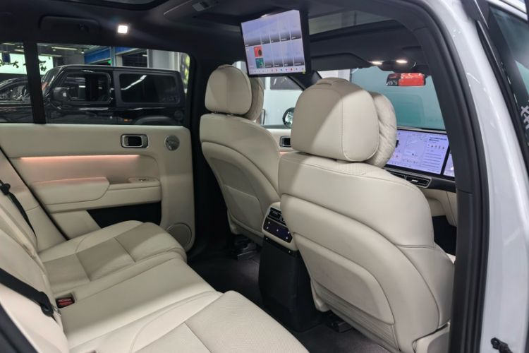 Used Li Auto L7 2025 Ultra Smart Refreshed Edition Interior 3